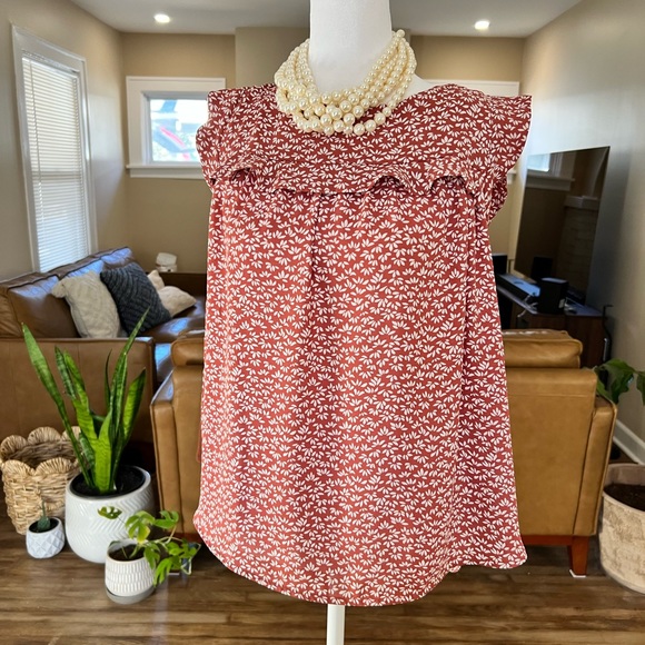 LOFT Tops - LOFT Terracotta Leaf Print Blouse